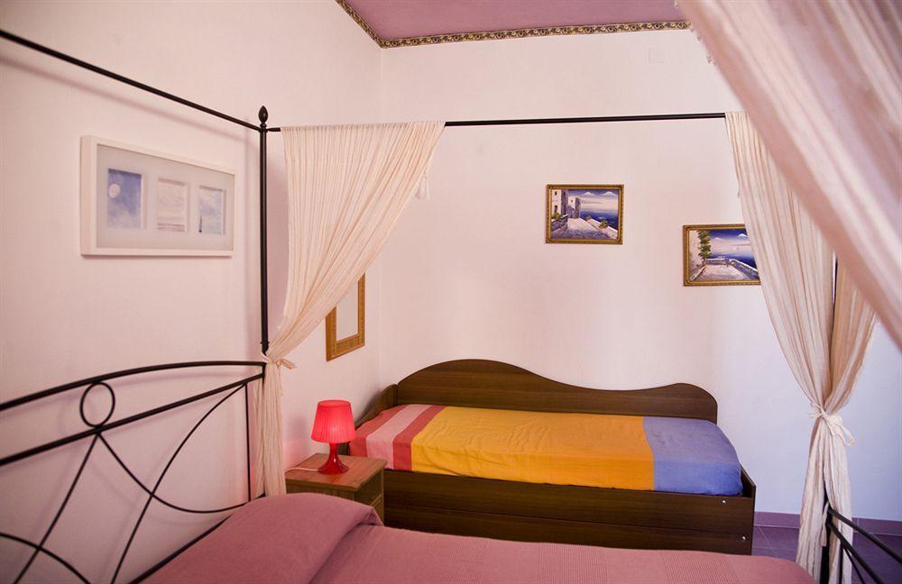 L'Oasi Villaggio Albergo Favignana Dış mekan fotoğraf