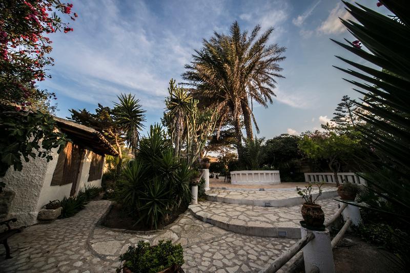 L'Oasi Villaggio Albergo Favignana Dış mekan fotoğraf